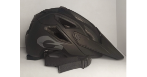 m_oneal_pikeblack_helmet